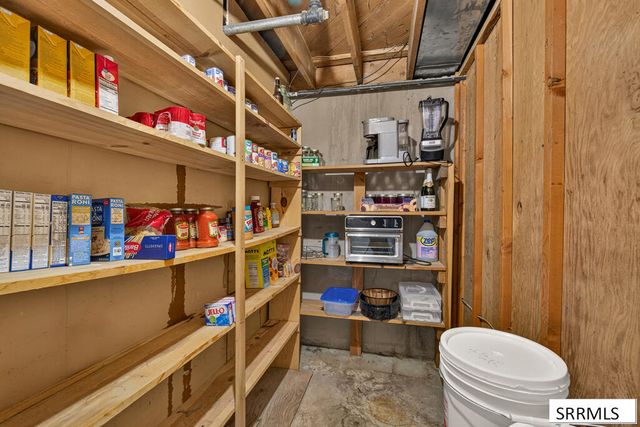 631 Holley Street, Shelley, ID 83274