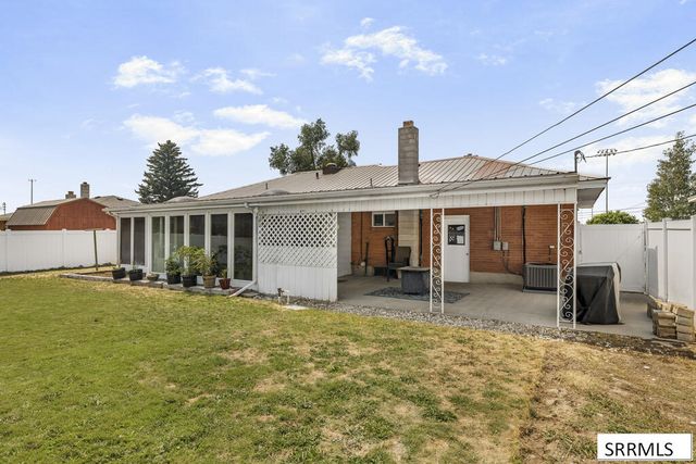 631 Holley Street, Shelley, ID 83274