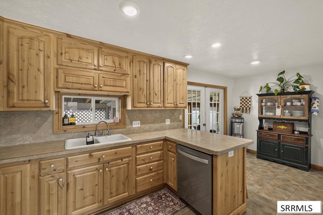 631 Holley Street, Shelley, ID 83274