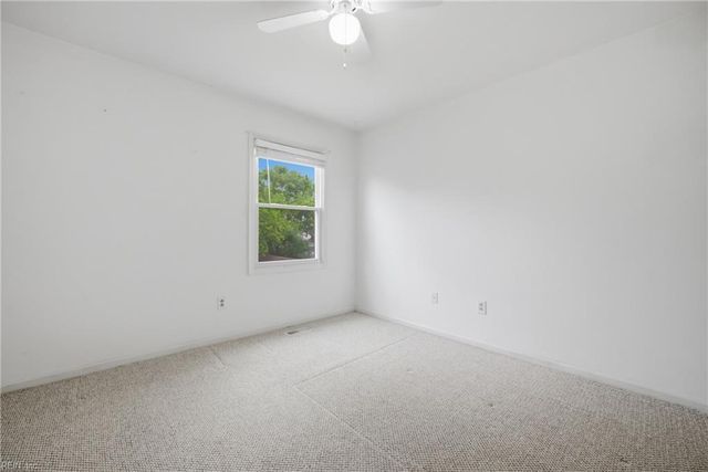 1805 Rock Lake LOOP, Virginia Beach, VA 23456