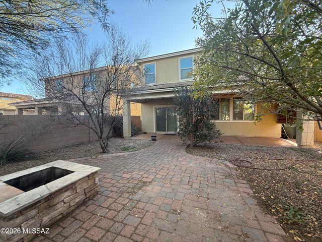 8007 S Dolphin Way, Tucson, AZ 85756