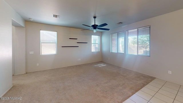 8007 S Dolphin Way, Tucson, AZ 85756