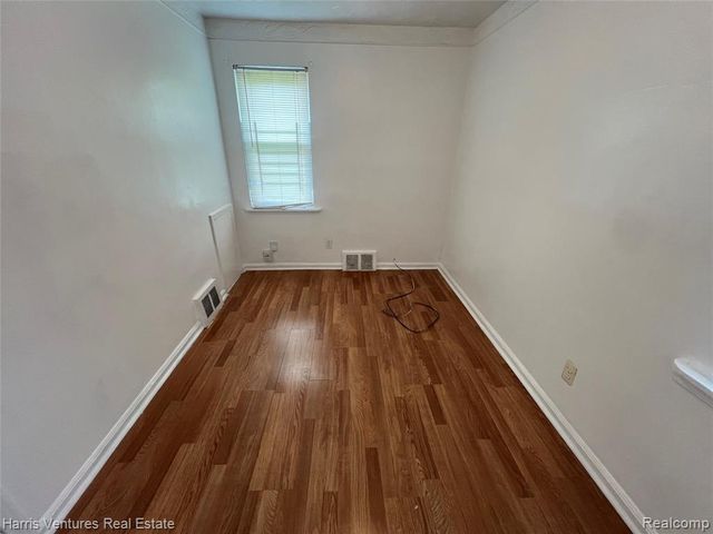 5745 Radnor Street, Detroit, MI 48224