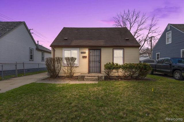 6808 Fisher Avenue, Warren, MI 48091