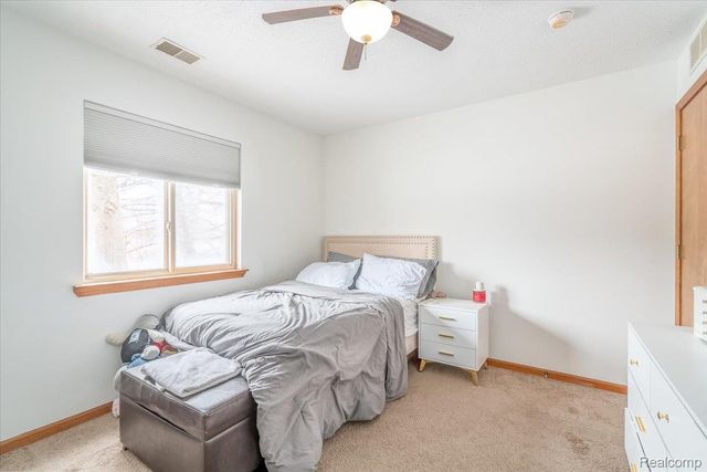 9714 Sawgrass Court, Van Buren Charter Township, MI 48111