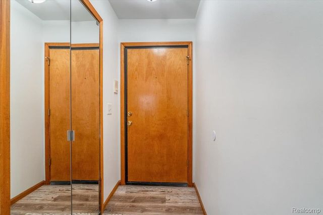 9714 Sawgrass Court, Van Buren Charter Township, MI 48111