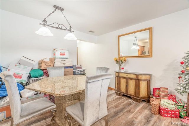 9714 Sawgrass Court, Van Buren Charter Township, MI 48111