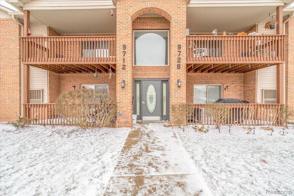 9714 Sawgrass Court, Van Buren Charter Township, MI 48111