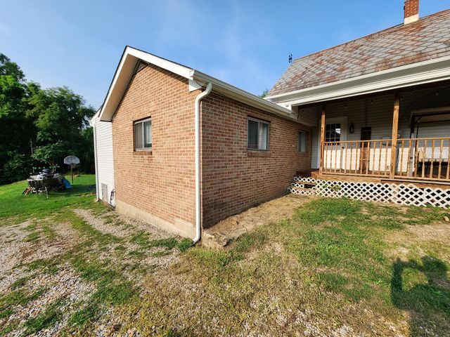 8696 Main Street, Rushville, OH 43150