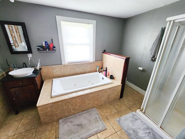 8696 Main Street, Rushville, OH 43150