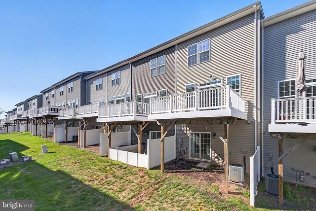 15305 LINVILLE CREEK DR, Haymarket, VA 20169