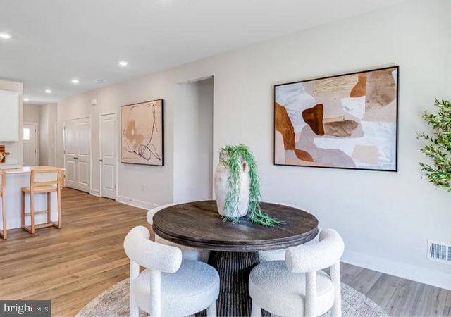 5365 CANYONLANDS ST, White Plains, MD 20695