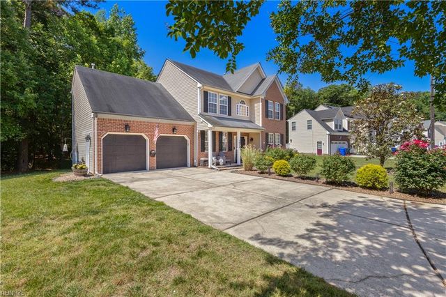 1029 English Oak Dr, Suffolk, VA 23434
