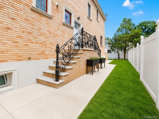 8411 Homelawn Street, Jamaica Estates, NY 11432