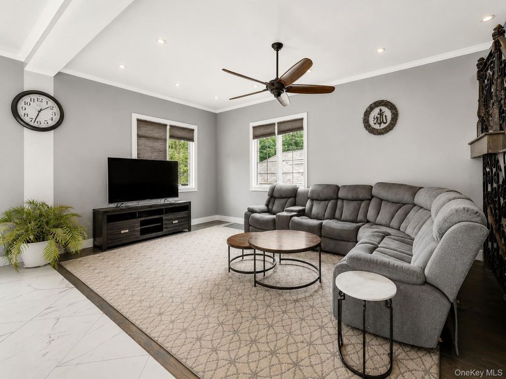 8411 Homelawn Street, Jamaica Estates, NY 11432 — photo 5