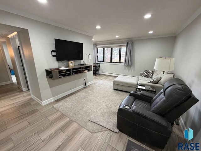 3544 S Gateway Blvd Boulevard 104, Sioux Falls, SD 57106