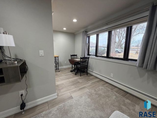 3544 S Gateway Blvd Boulevard 104, Sioux Falls, SD 57106