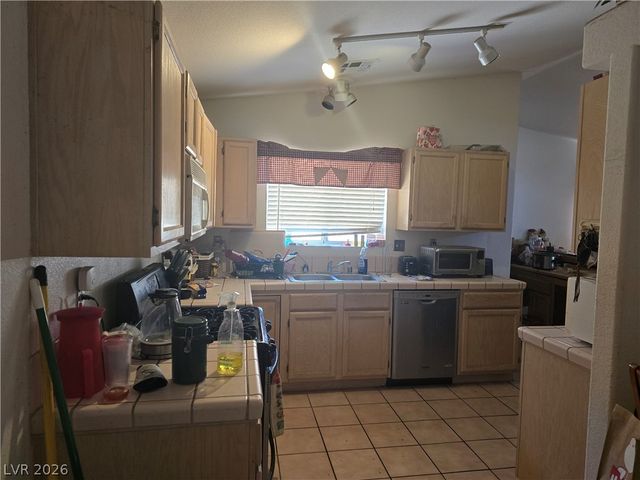 569 Truffles Street, Henderson, NV 89015