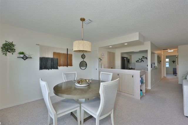 214 GLENELLEN PLACE 201, Sun City Center, FL 33573