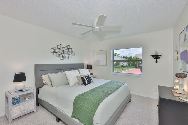 214 GLENELLEN PLACE 201, Sun City Center, FL 33573