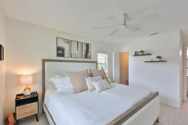 214 GLENELLEN PLACE 201, Sun City Center, FL 33573