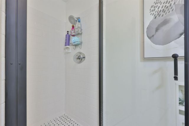 214 GLENELLEN PLACE 201, Sun City Center, FL 33573