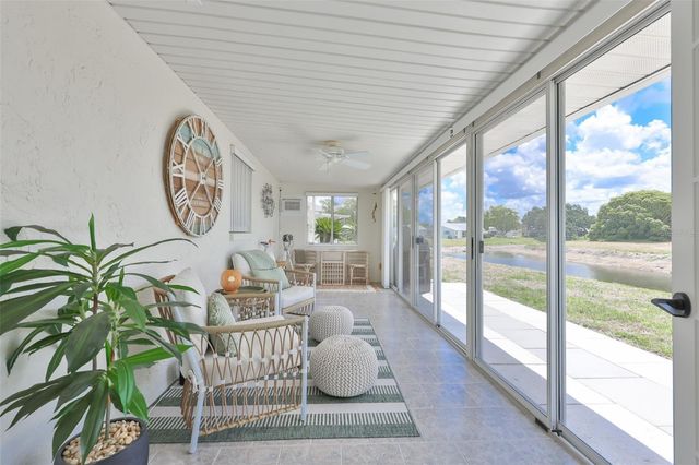 214 GLENELLEN PLACE 201, Sun City Center, FL 33573