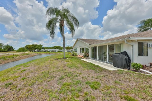 214 GLENELLEN PLACE 201, Sun City Center, FL 33573
