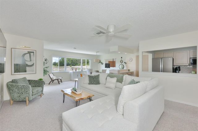 214 GLENELLEN PLACE 201, Sun City Center, FL 33573