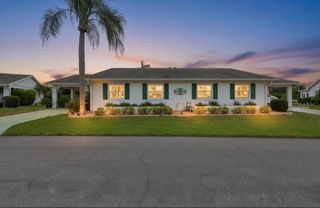 214 GLENELLEN PLACE 201, Sun City Center, FL 33573
