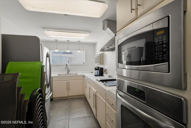 1560 LANCASTER Terrace 508, Jacksonville, FL 32204