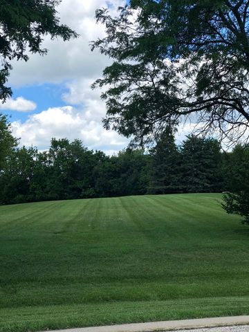 54 Deer Point Drive, Hawthorn Woods, IL 60047