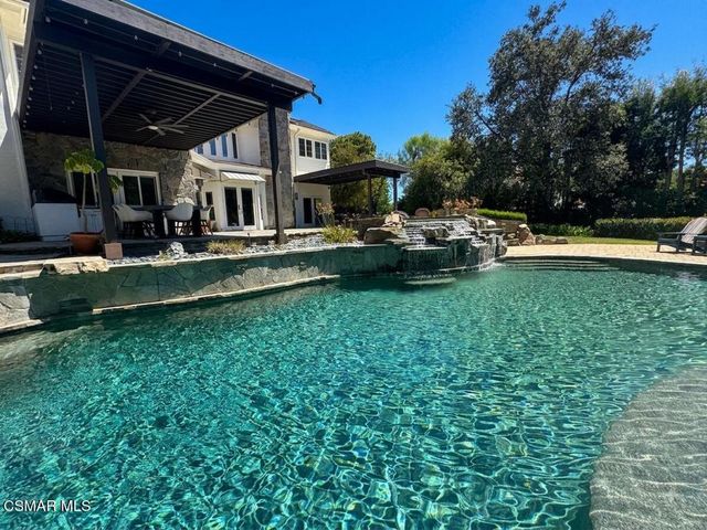 1517 Falling Star Avenue, Westlake Village, CA 91362