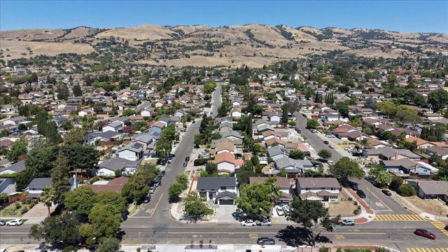 2708 Flint Avenue, San Jose, CA 95148