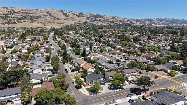 2708 Flint Avenue, San Jose, CA 95148