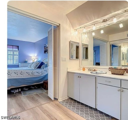 627 Serendipity DR 627, Naples, FL 34108