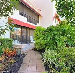 627 Serendipity DR 627, Naples, FL 34108