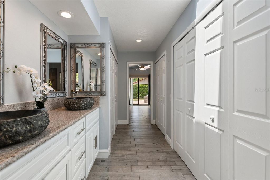 Image 23 of property listing at 7320 FARINGTON COURT, Orlando, FL 32819