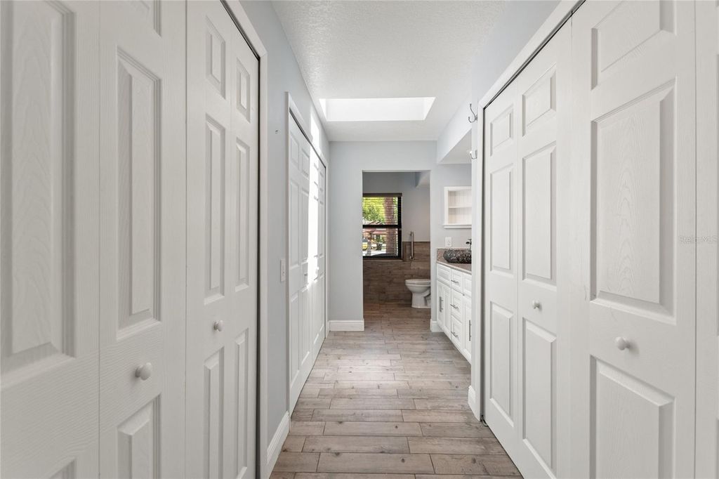 Image 24 of property listing at 7320 FARINGTON COURT, Orlando, FL 32819