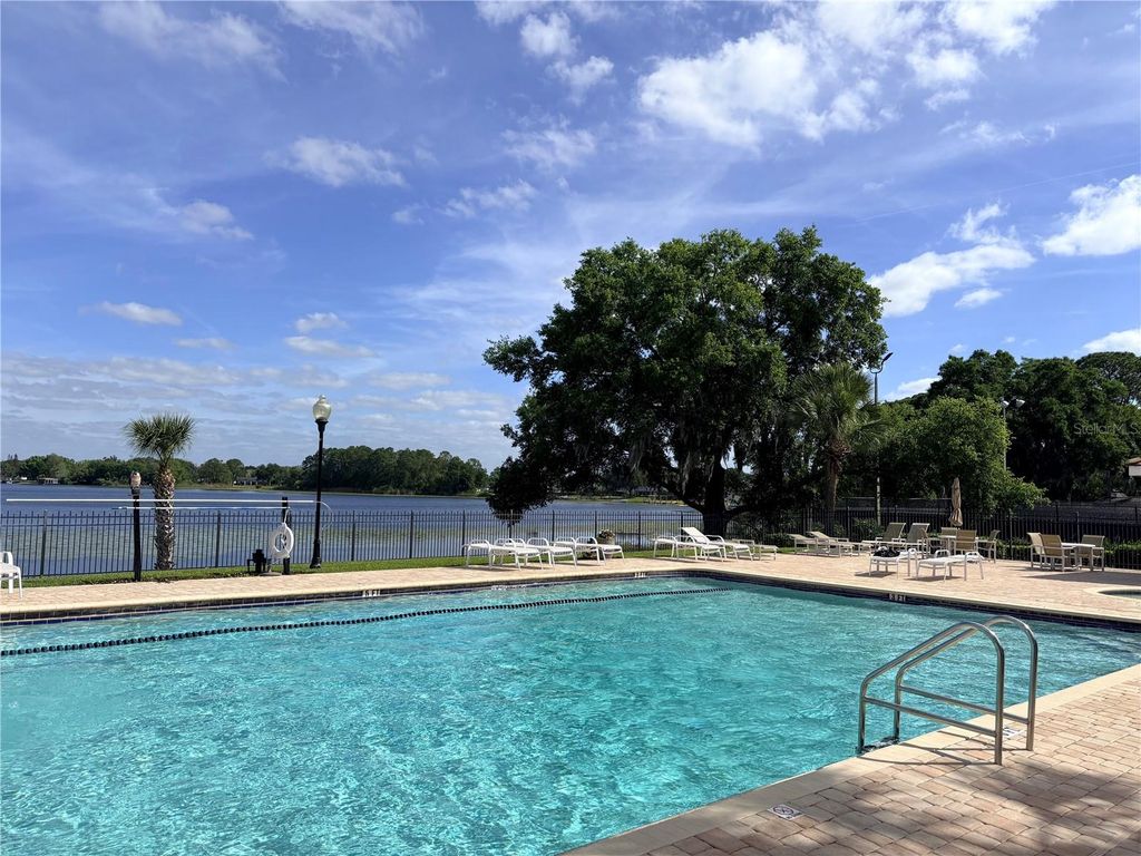 Image 45 of property listing at 7320 FARINGTON COURT, Orlando, FL 32819