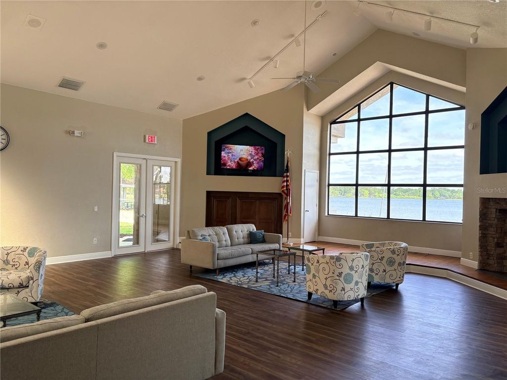 Image 48 of property listing at 7320 FARINGTON COURT, Orlando, FL 32819