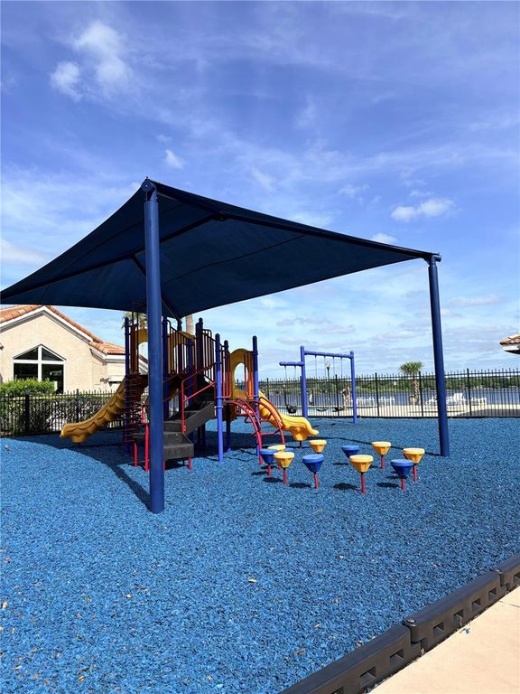 Image 53 of property listing at 7320 FARINGTON COURT, Orlando, FL 32819