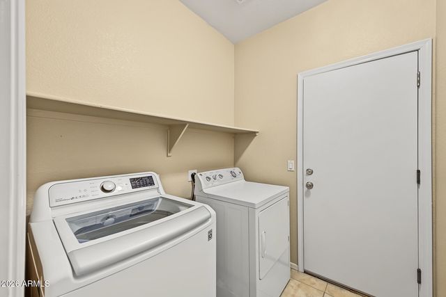 3282 E LEXINGTON Avenue, Gilbert, AZ 85234