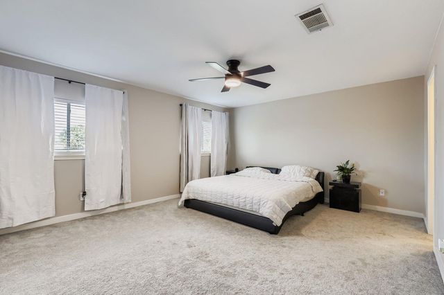 1202 Hughmont DR, Pflugerville, TX 78660