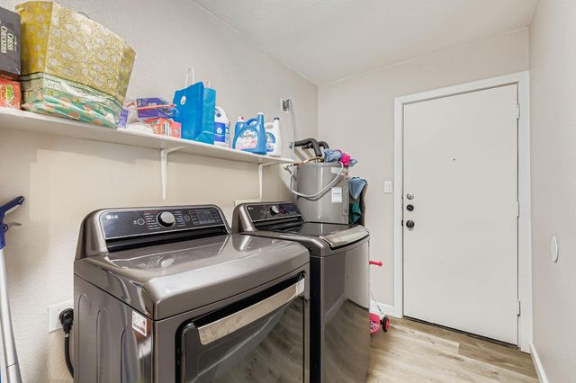 1202 Hughmont DR, Pflugerville, TX 78660