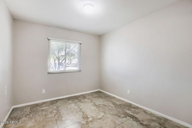 3220 W GROVERS Avenue, Phoenix, AZ 85053