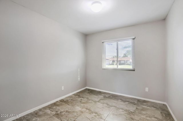 3220 W GROVERS Avenue, Phoenix, AZ 85053