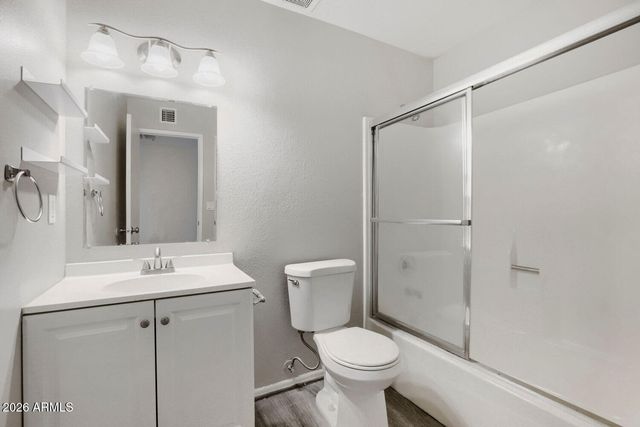 3220 W GROVERS Avenue, Phoenix, AZ 85053
