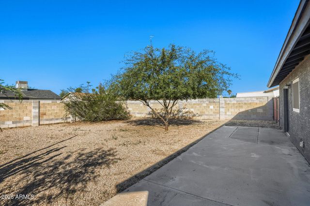 3220 W GROVERS Avenue, Phoenix, AZ 85053
