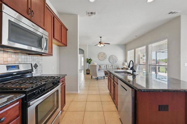 1119 Meriwether Street, Mansfield, TX 76063